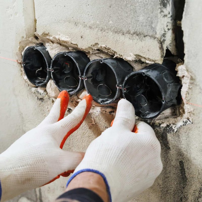 electrical repair calgary - installing electrical sockets